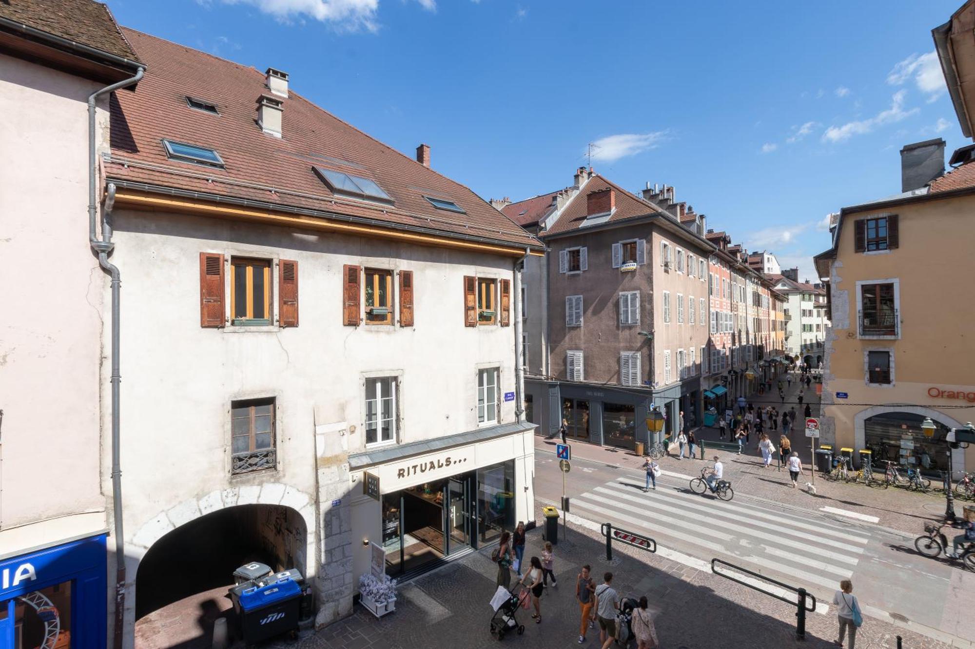Cabana & Le Cocon Annecy Centre - Proche Gare Et Lac Екстер'єр фото